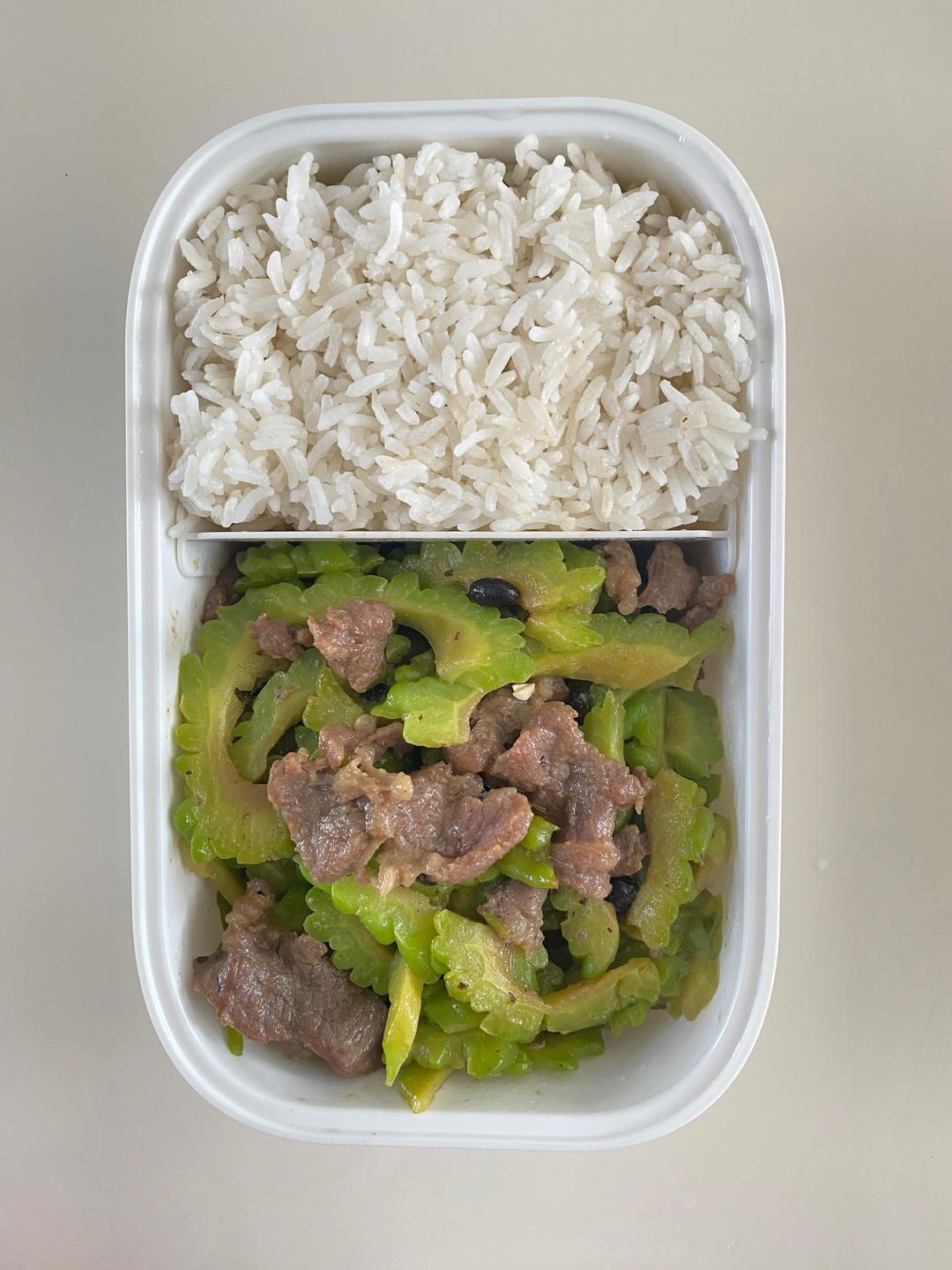 我的便当类-排骨闷饭