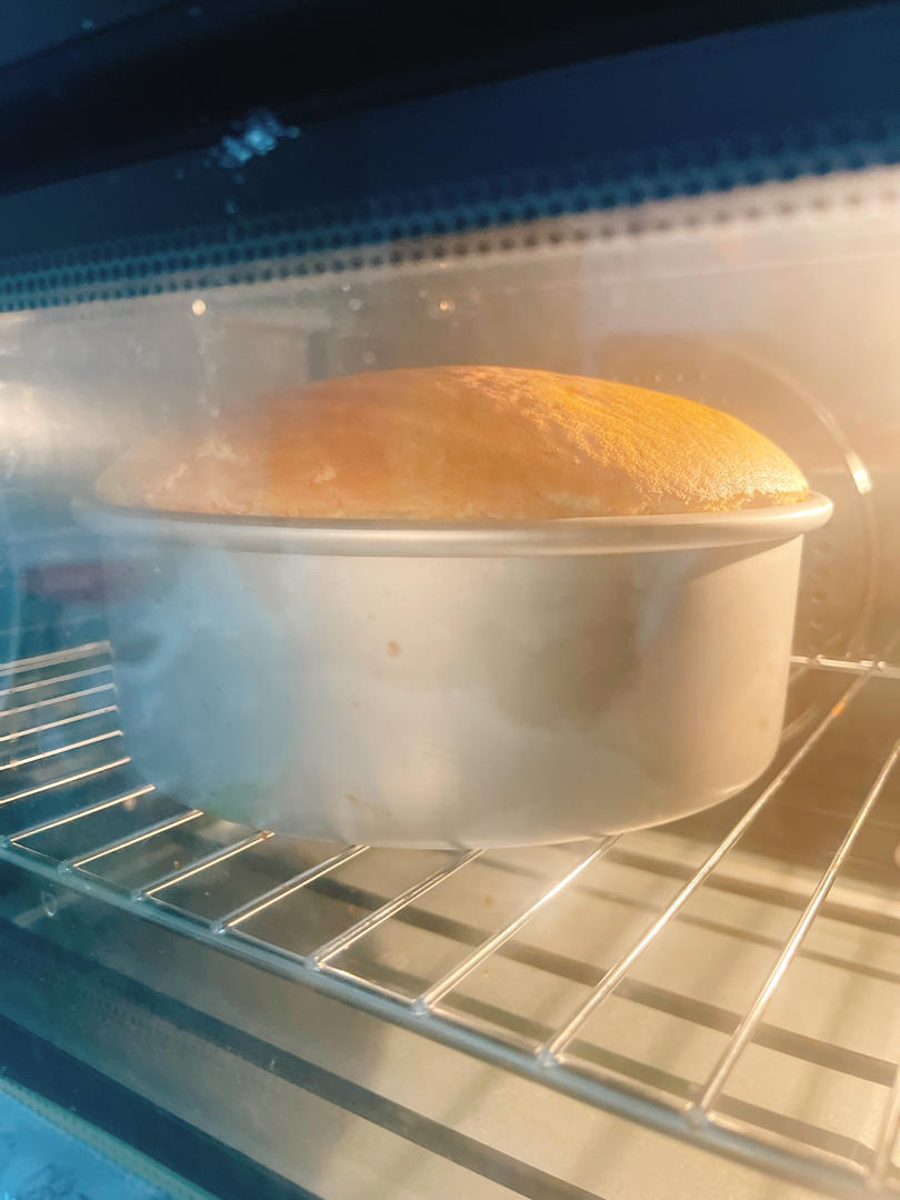 香橙巧克力戚风，又是一个一颗鸡蛋的四寸小可爱😊