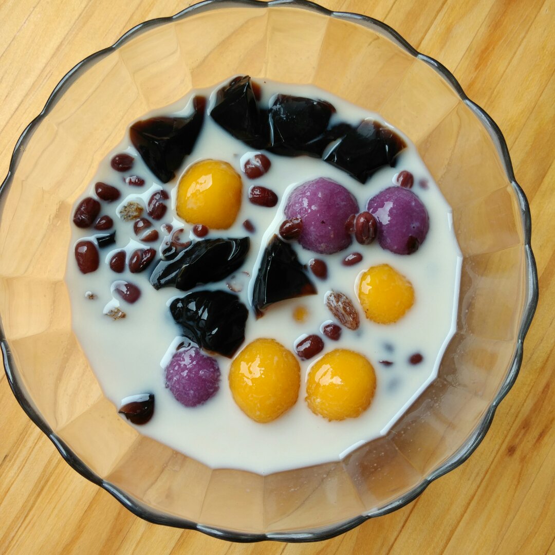 自制三色芋圆（红薯、紫薯、南瓜）