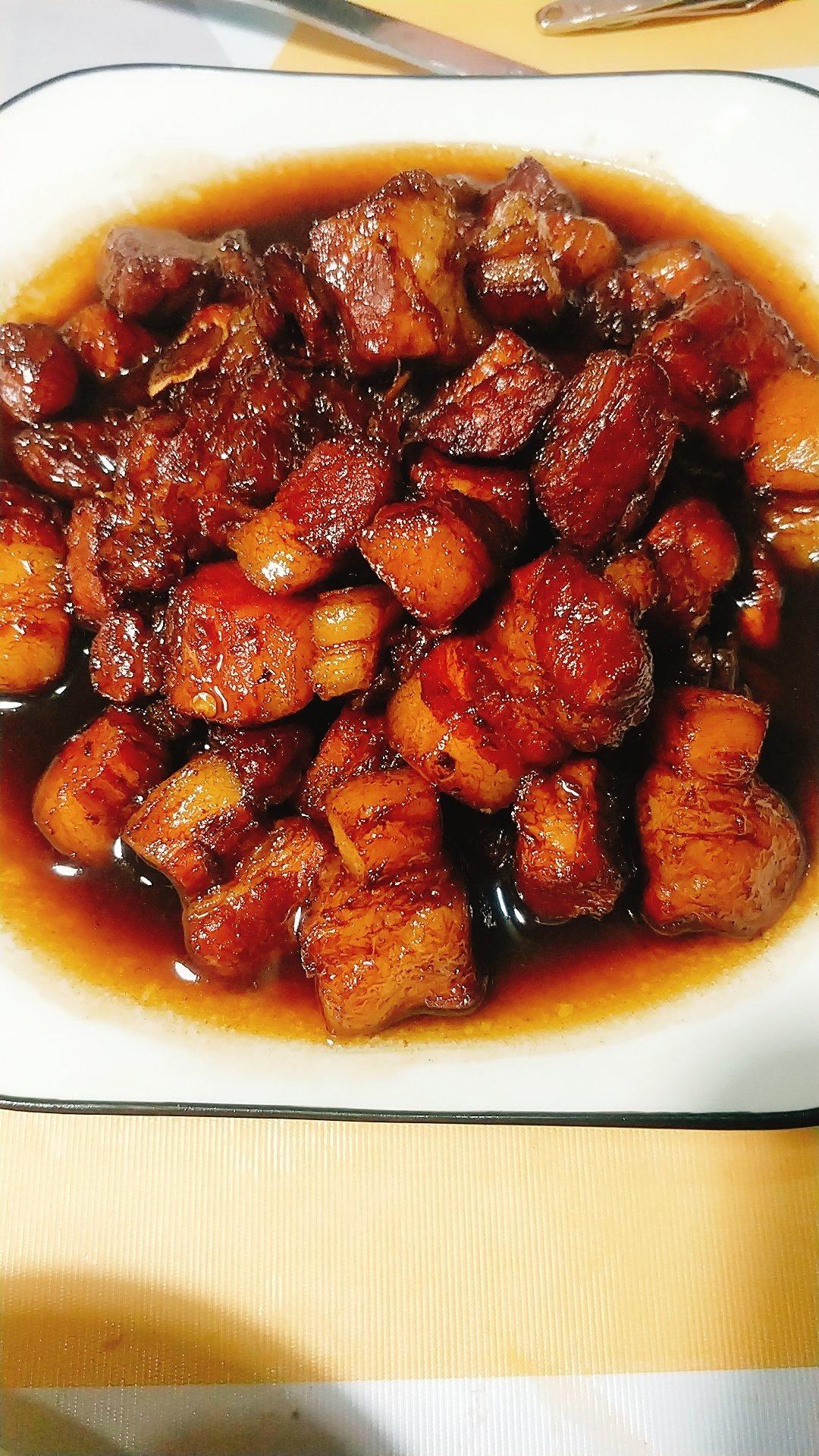 海宁0103做的不焯水不放油的家常红烧肉