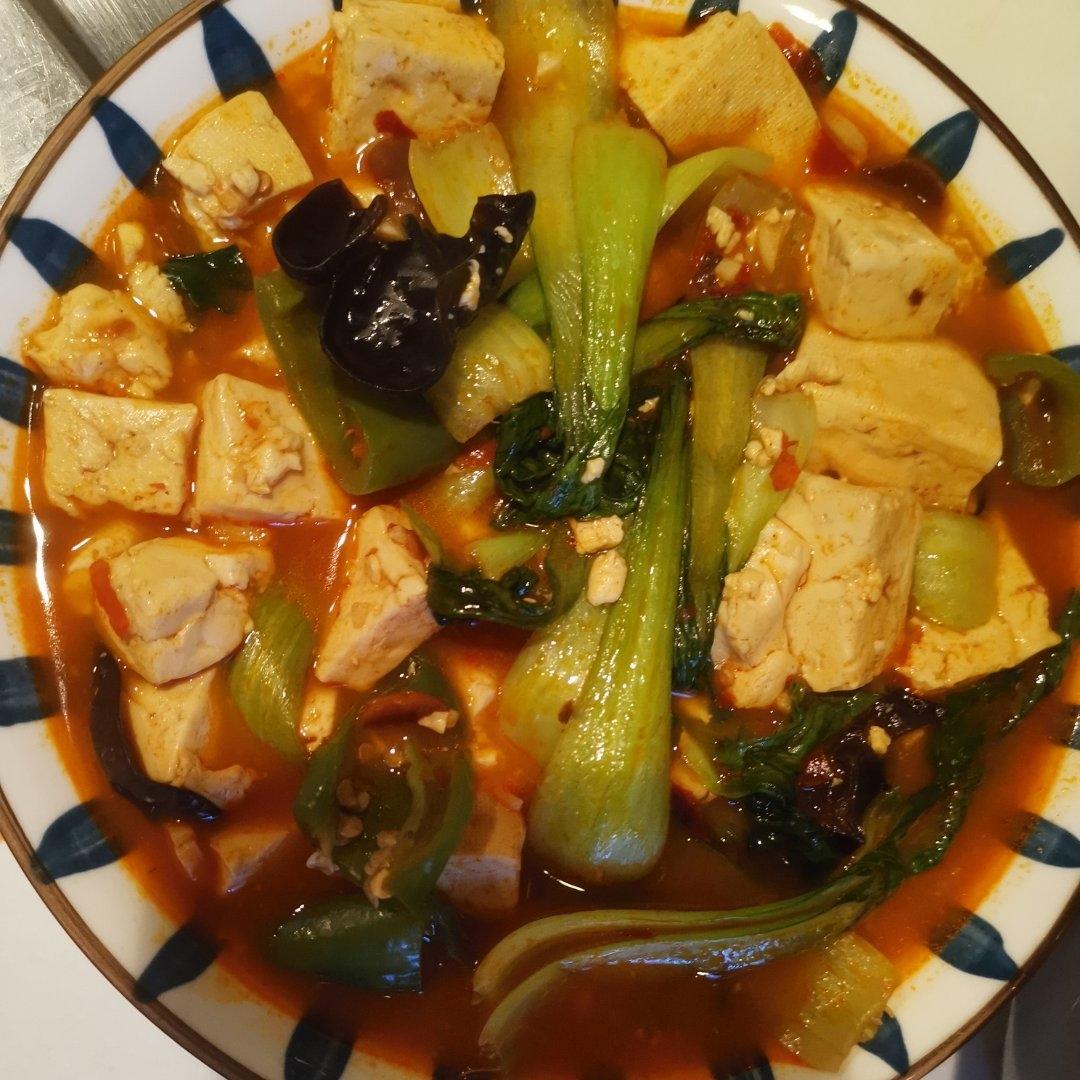 青椒木耳烧豆腐