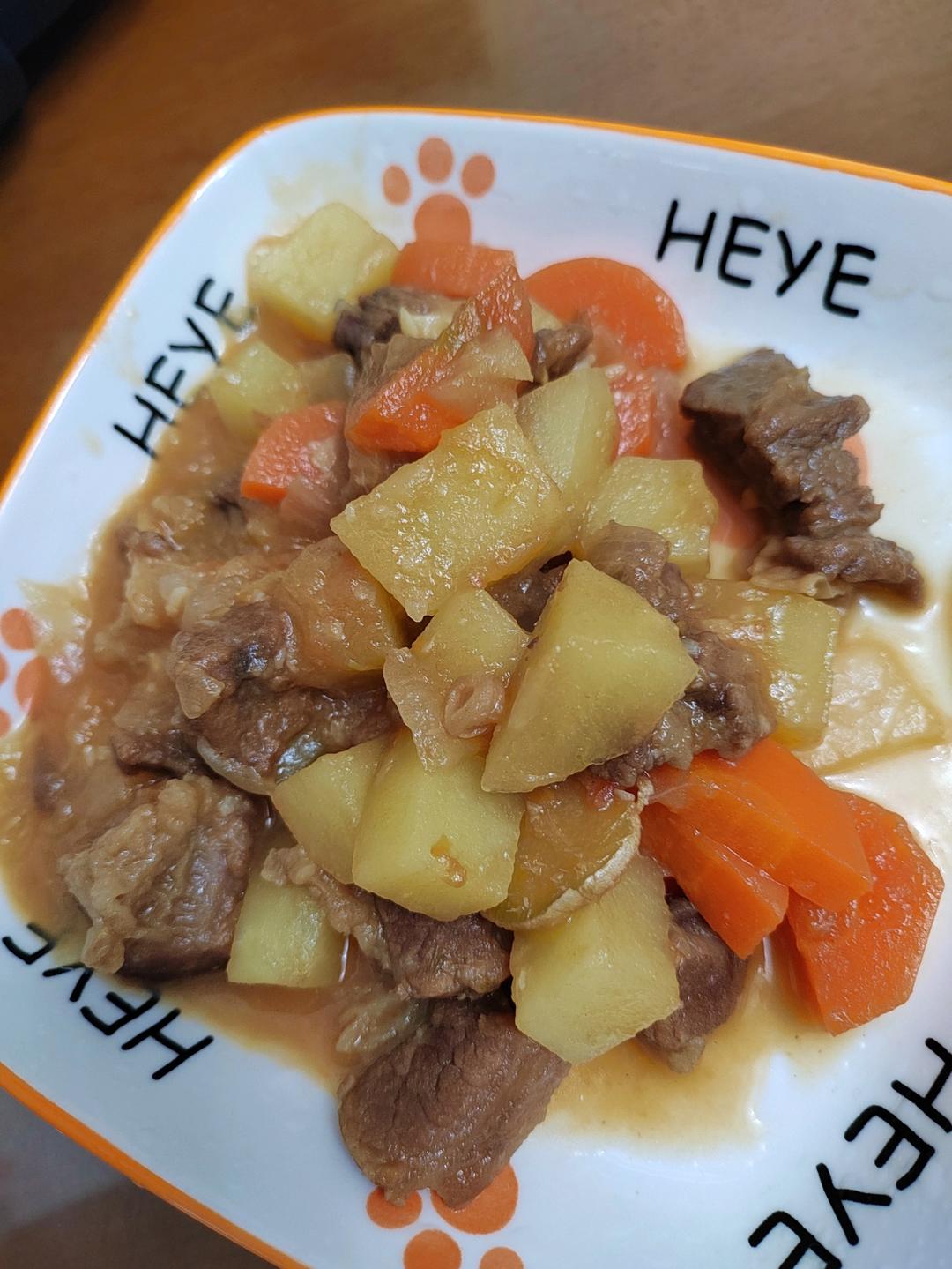 土豆炖牛肉（超级美味零失败全光盘）