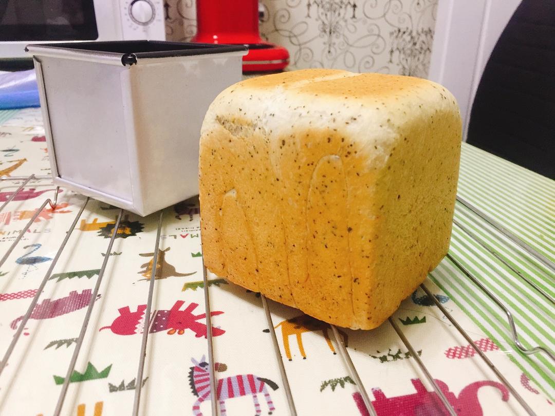 伯爵奶茶吐司（汤种法，附吐司整形手法视频）