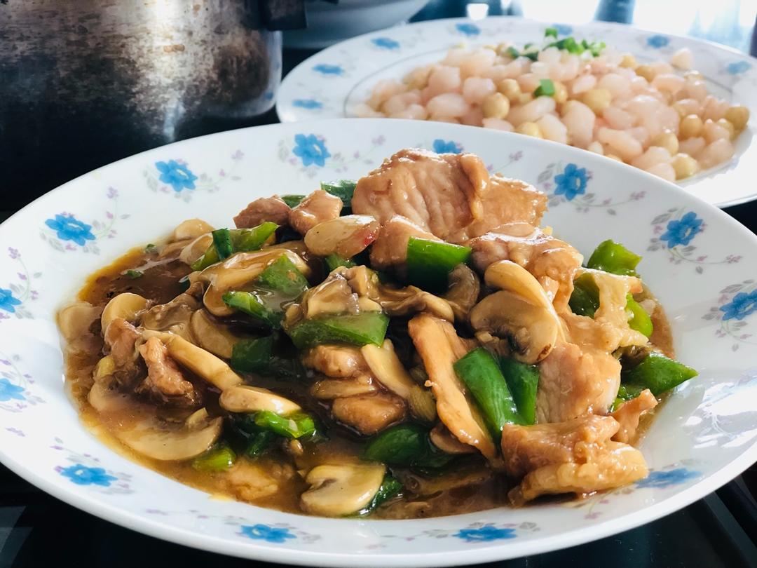 干香菇蛋白炒肉片