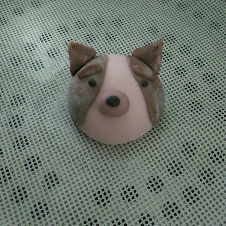 可爱的哈皮狗馒头