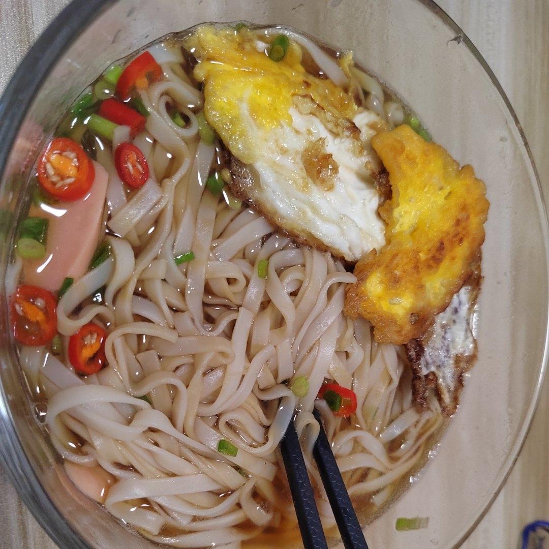 一碗热汤面