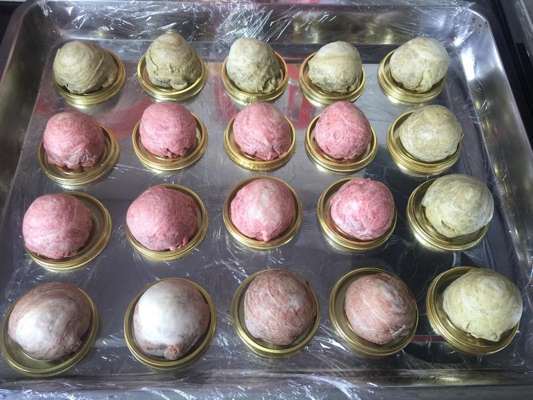 蛋黄酥~紫薯、抹茶、原味~花好月圆，中秋快乐~内附一次做六色蛋黄酥方法~
