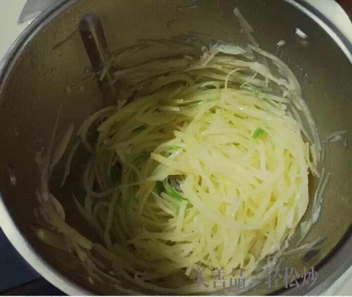 酸溜土豆丝-小美版的做法