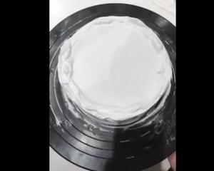 蛋糕抹面技巧（附淡奶油打发小贴士）的做法 步骤10