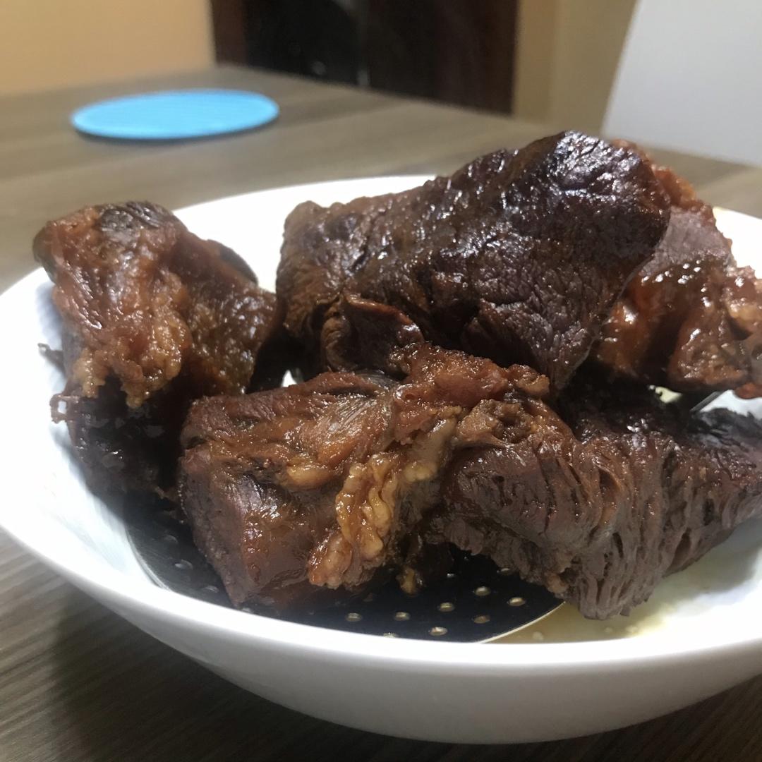 卤牛肉