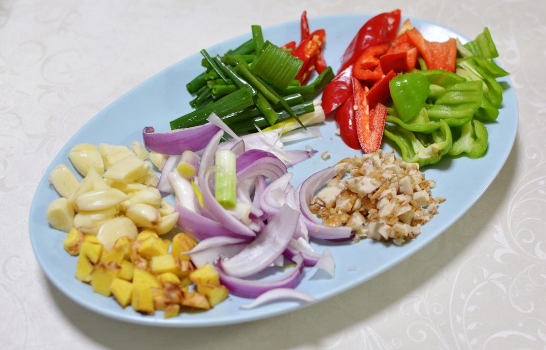 沙姜啫啫豬利（豬舌）的做法 步驟6