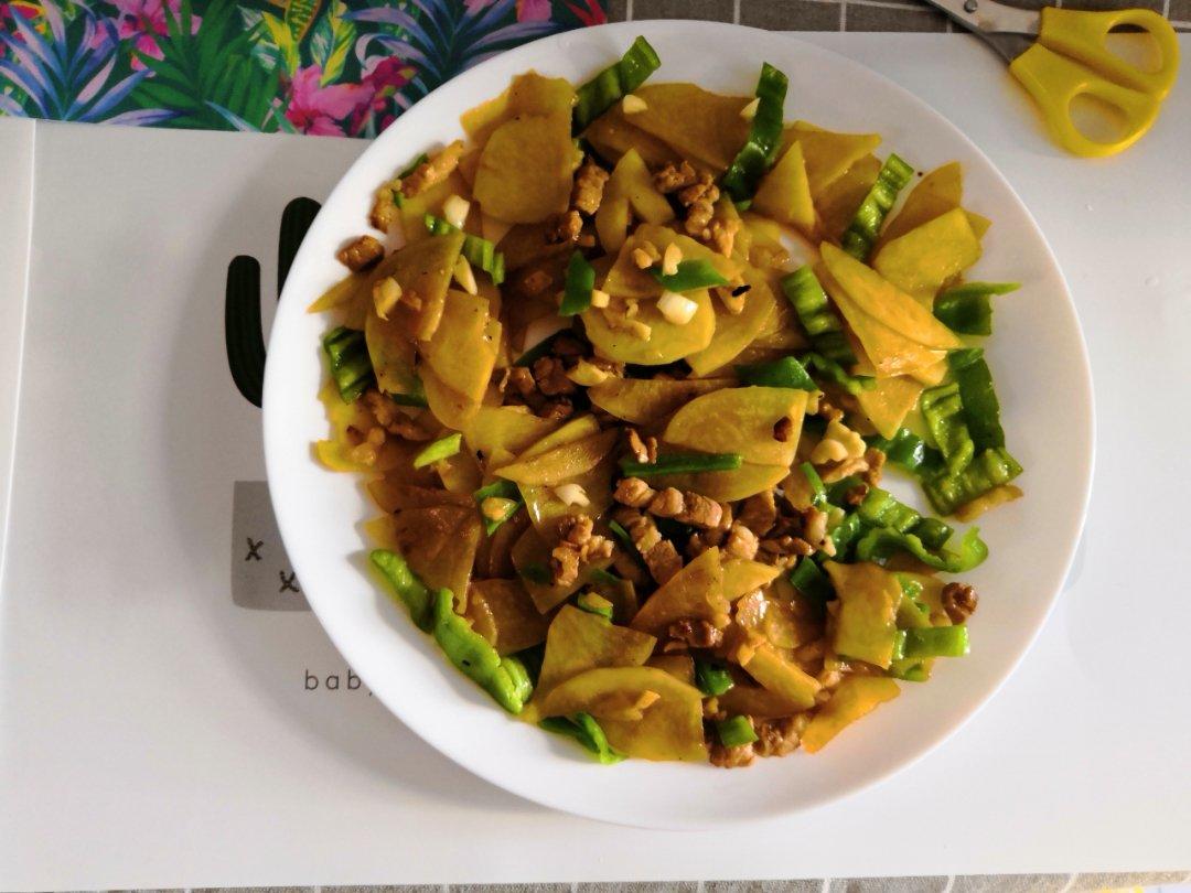 青椒番茄土豆片