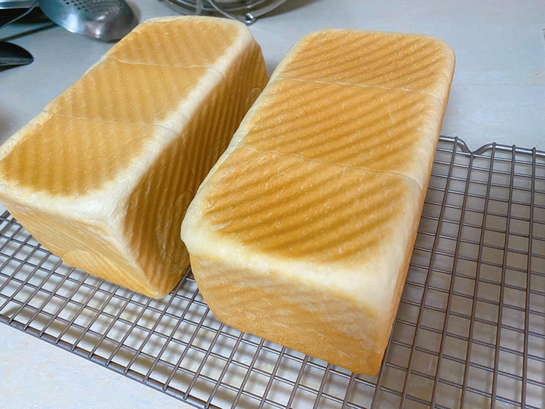 很用心很细致的讲解～北海道生吐司🍞的制作方法😋