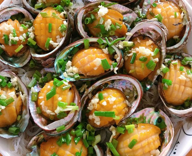 家常蒜蓉粉丝蒸鲍鱼的做法