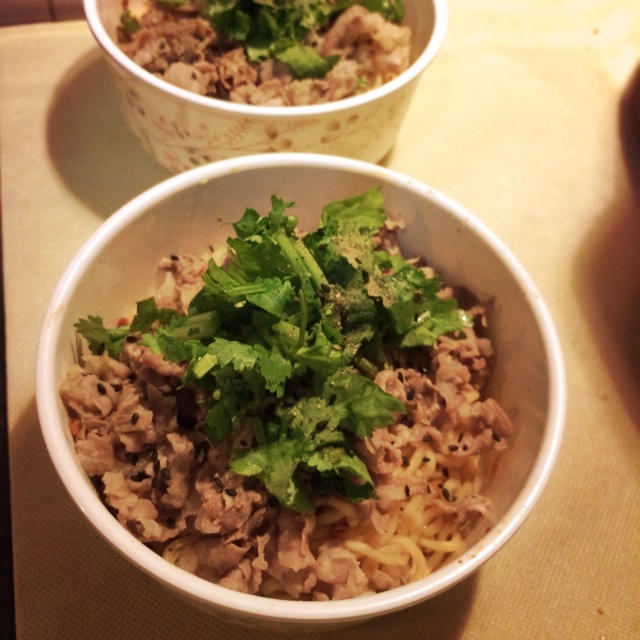 超幸福肥牛拌面