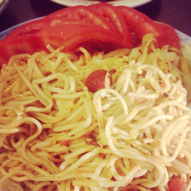 西红柿洋葱炒面