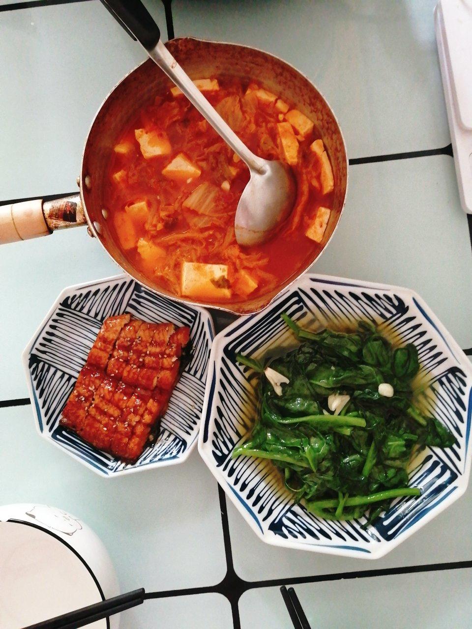 超简单好味的泡菜汤