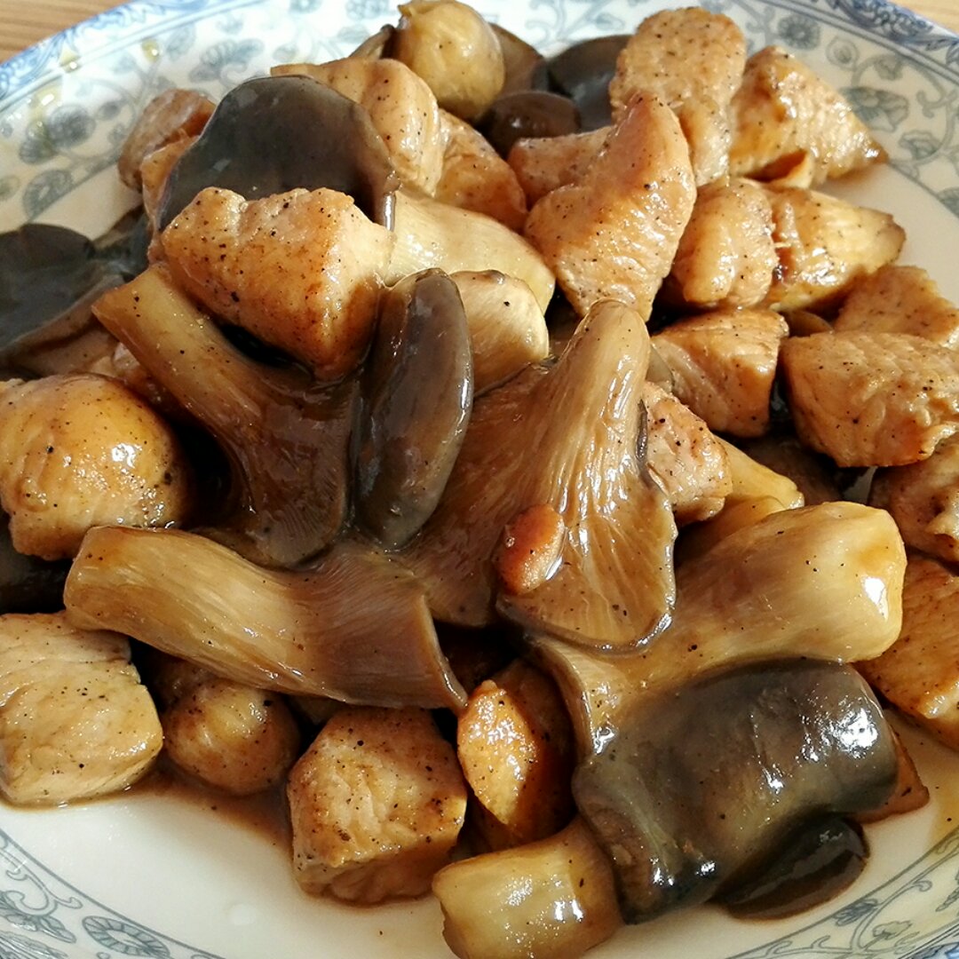 黑椒蘑菇炒鸡胸肉