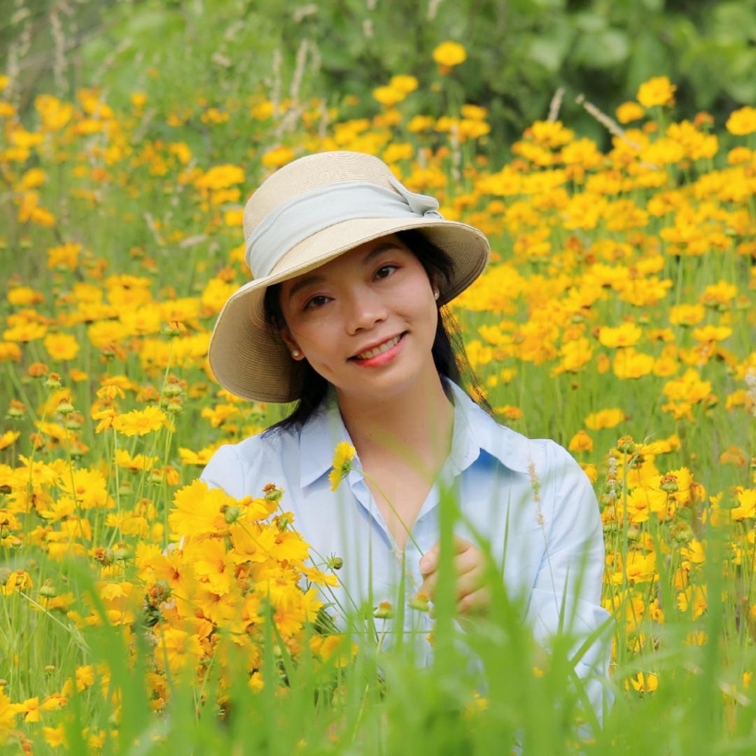 大脸猫有个可爱的婆娘