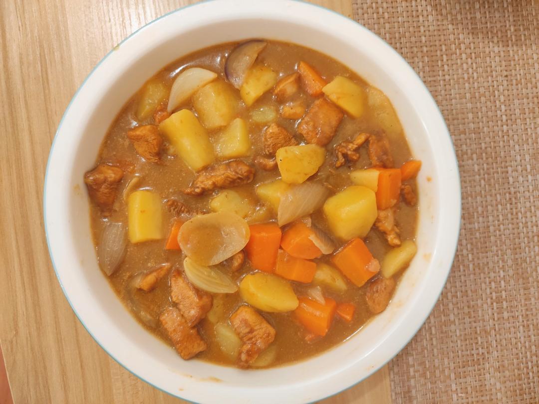 零失败日式咖喱鸡肉饭！！最正宗日本家庭做法！简单又好吃！