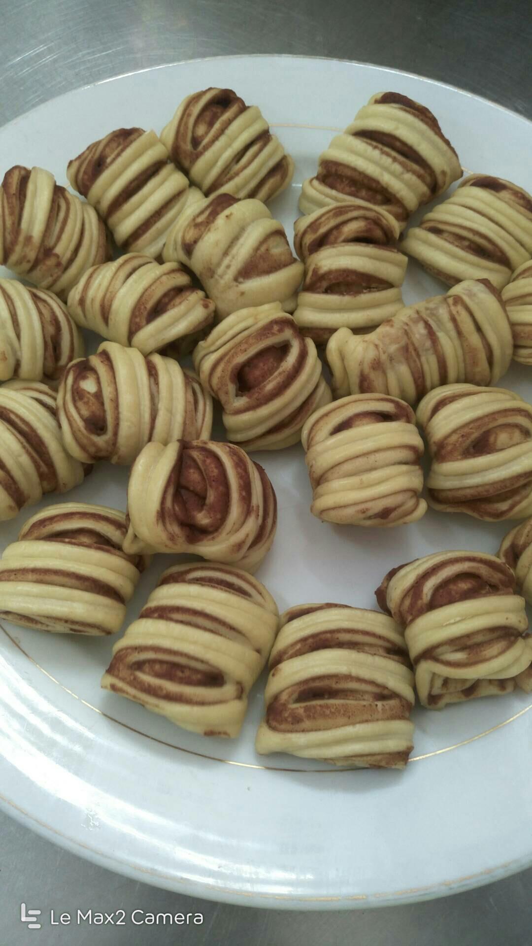 豆沙花卷的做法