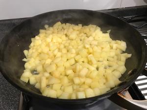 迷你苹果酥饺的做法 步骤1