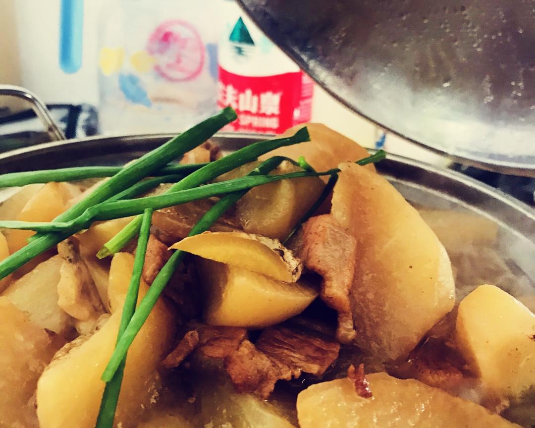 萝卜烧肉
