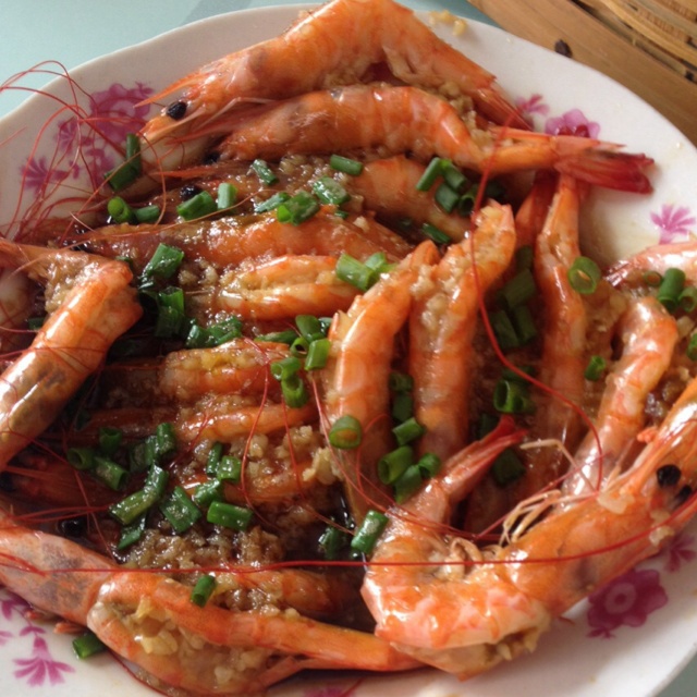 蒜蓉粉丝蒸大虾