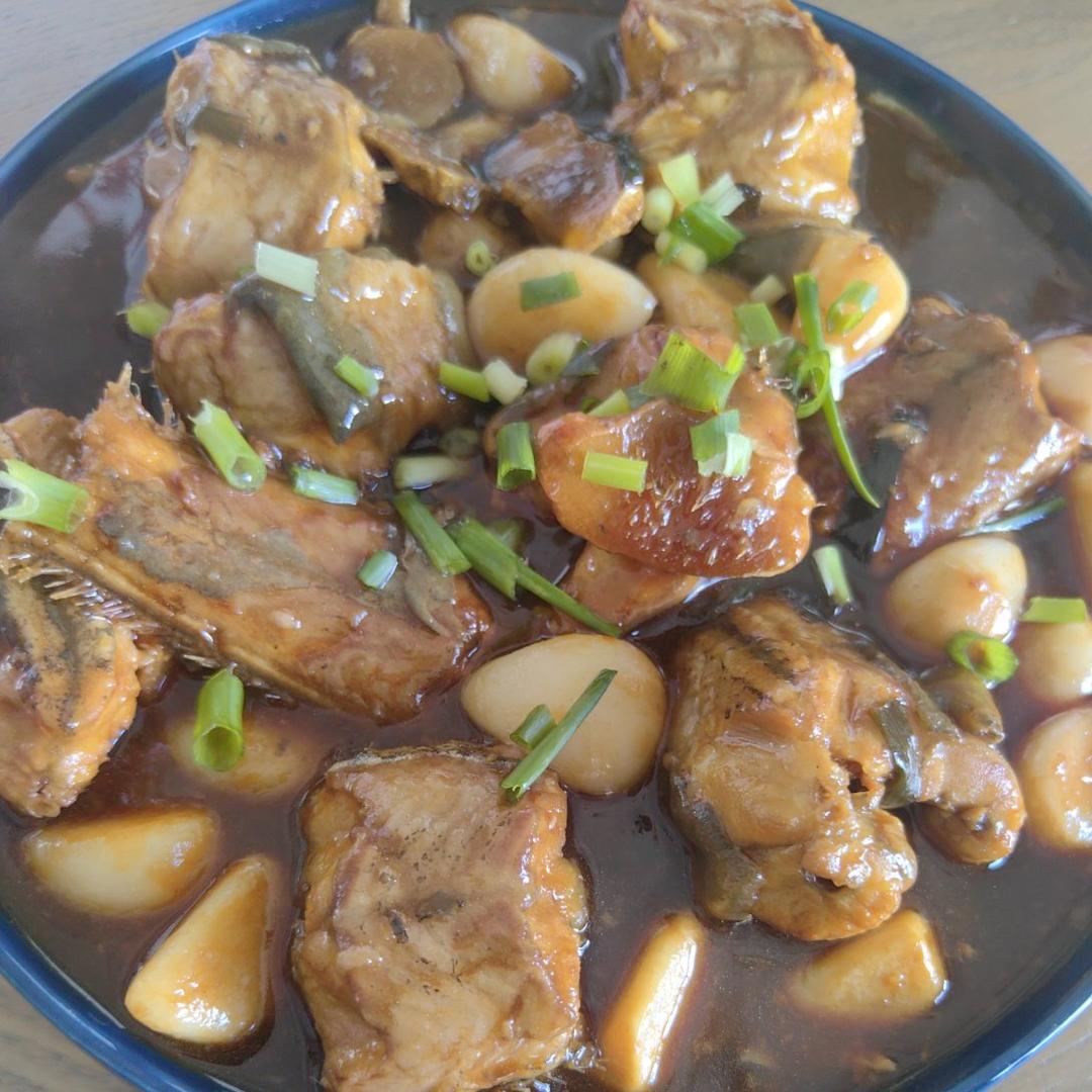 拼了命给你做出这道红烧鳗鱼的男人，除了亲爸爸，就是真爱了