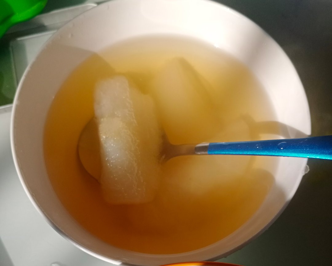 黄冰糖雪梨汤的做法