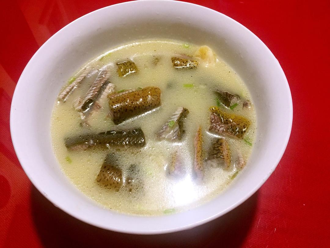 蛋奶星星_3se0做的黄鳝汤