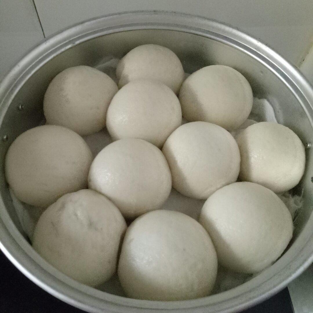 安晗熙做的蒸馒头