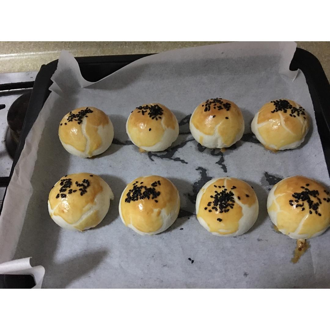 蛋黄酥