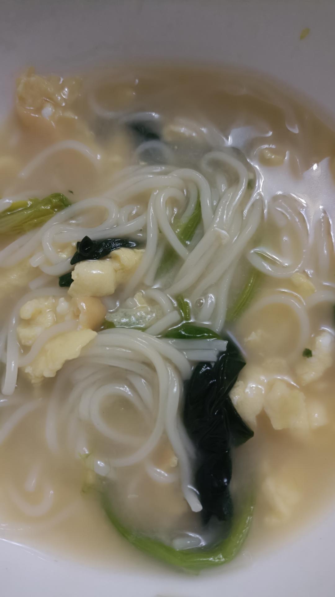 超简单好吃的葱花鸡蛋面