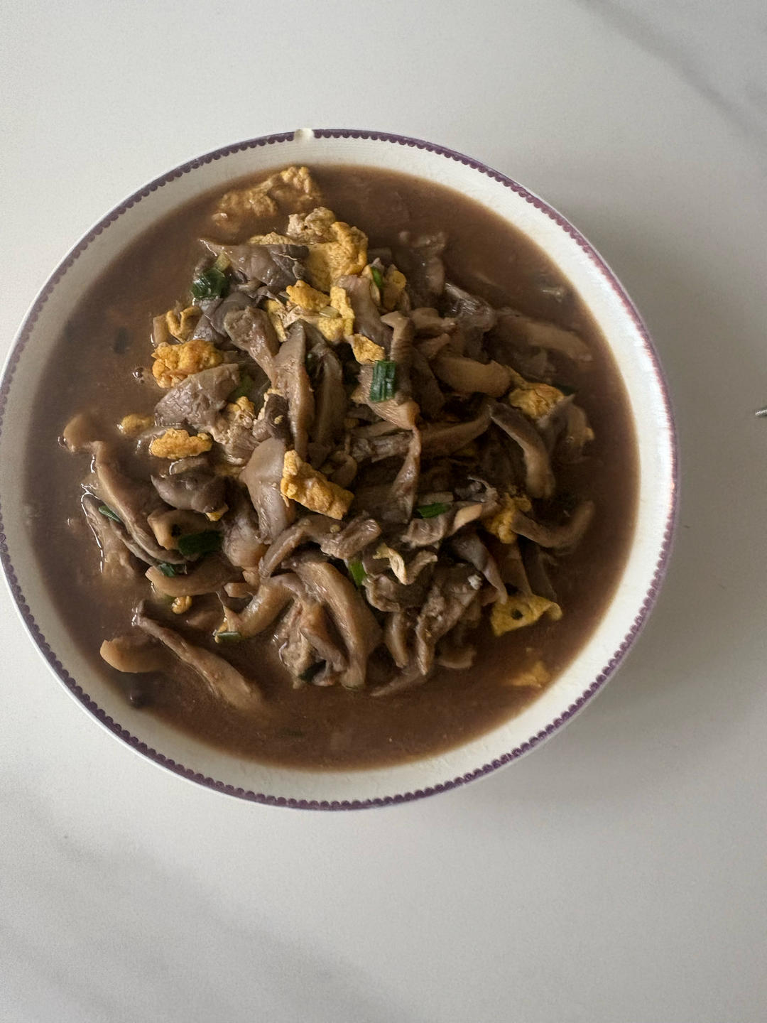 蘑菇炒鸡蛋	平菇这样炒，鲜美无比巨好吃