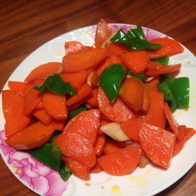 胡萝卜炒肉片