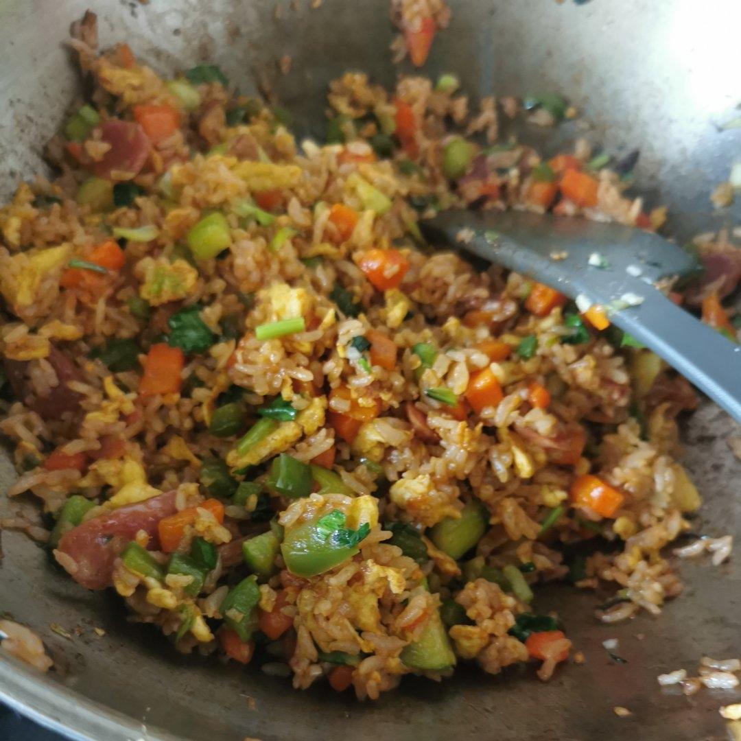 黯然销魂腊肠炒饭