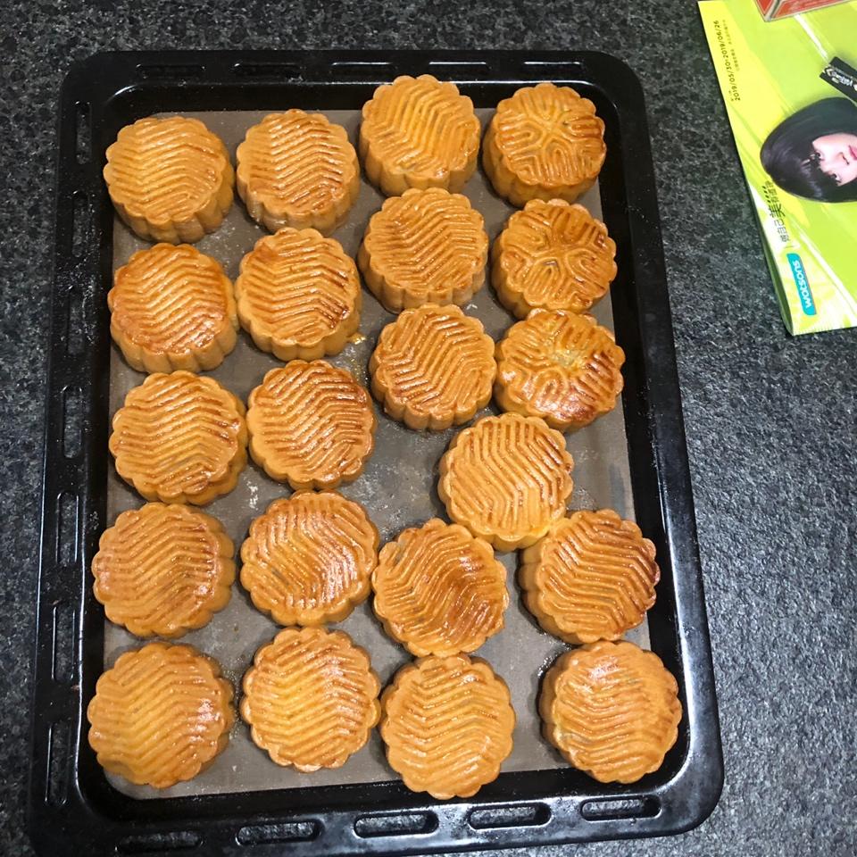 广式蛋黄莲蓉月饼（附失败原因分析）