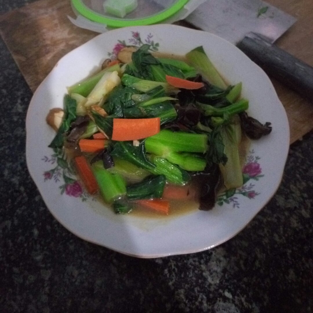 蘑菇炒青菜