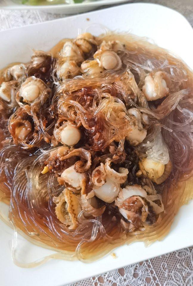 蒜蓉扇贝肉蒸粉丝