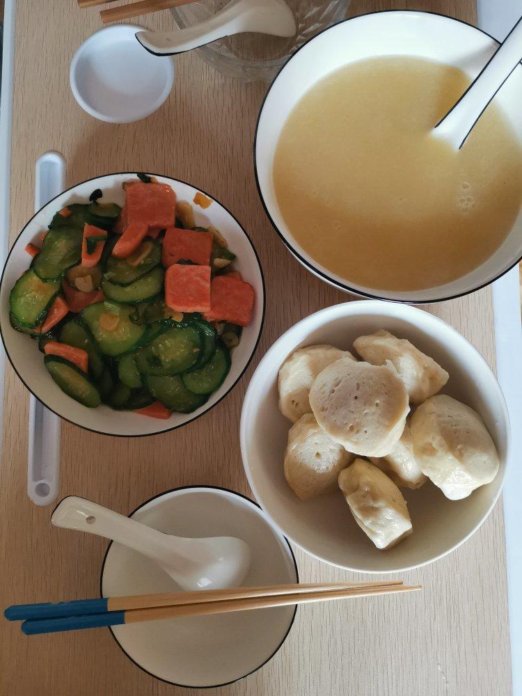 火腿肠炒黄瓜