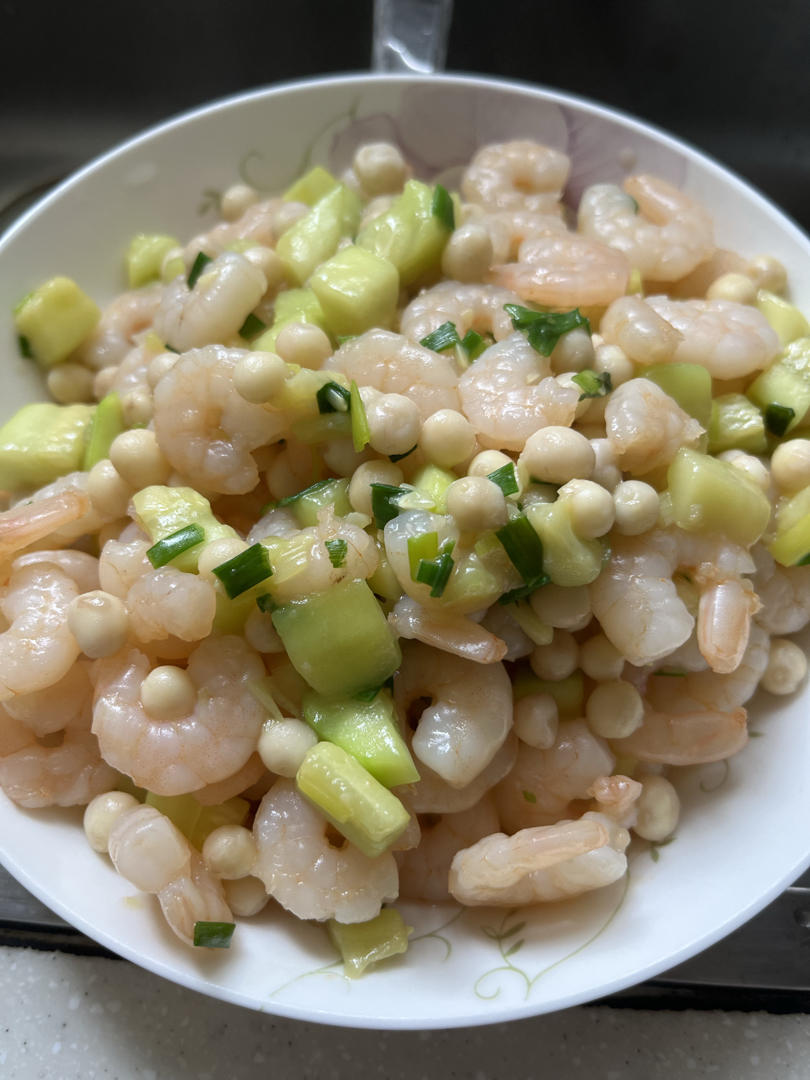 鸡头米甜豆炒虾仁