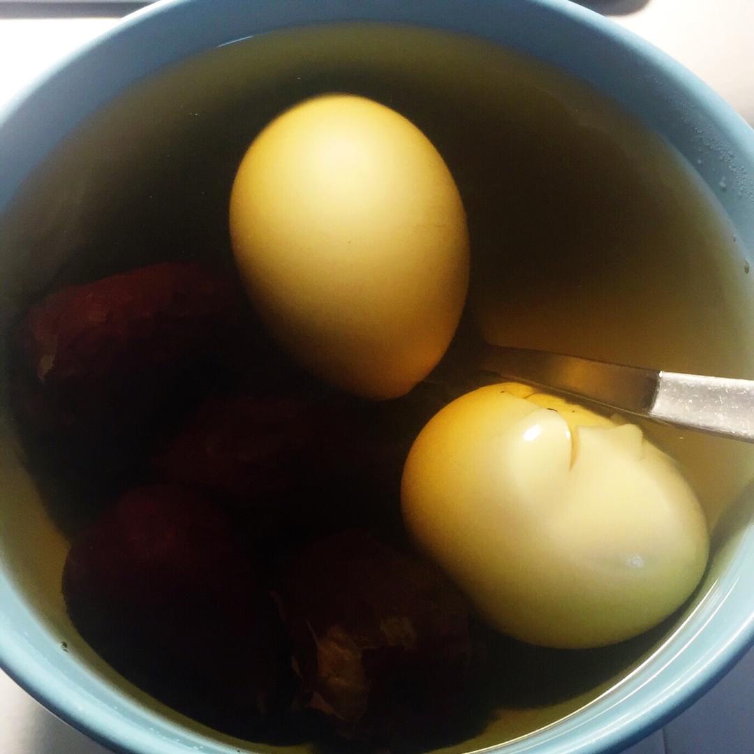 当归红枣鸡蛋汤