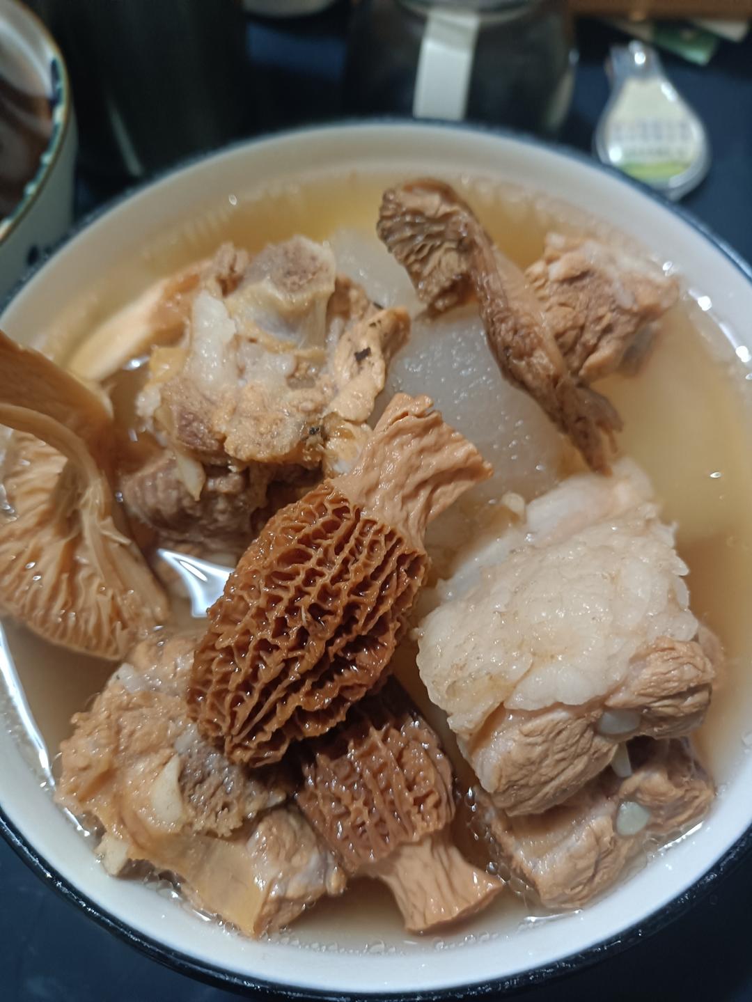 菌菇冬瓜排骨汤