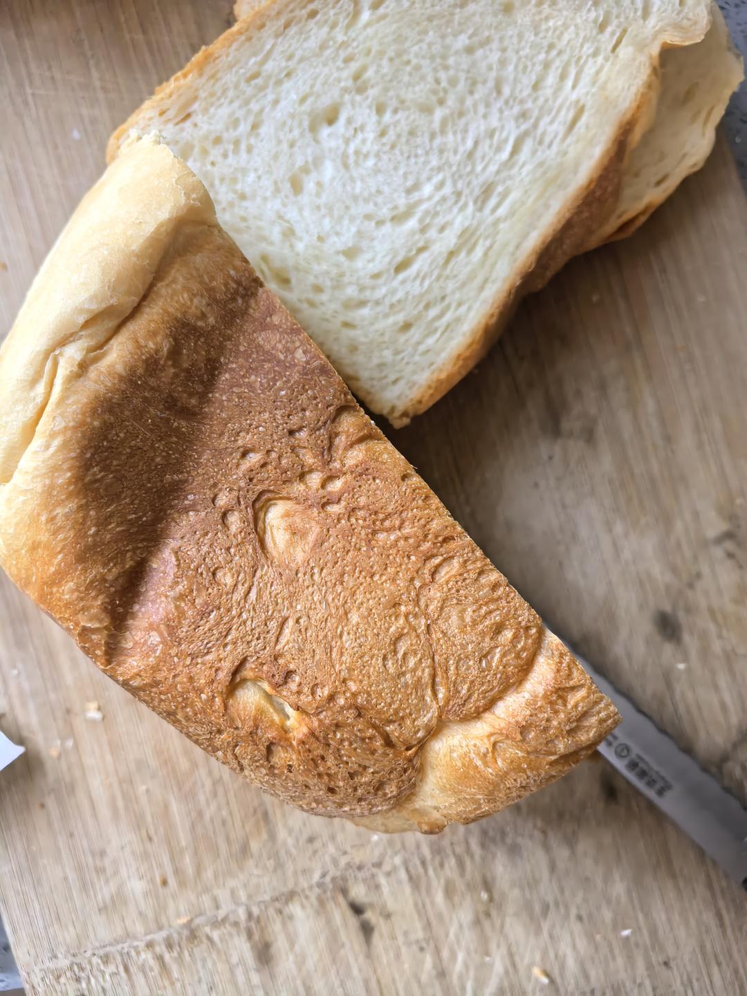 松下面包机水合法炼乳奶香吐司（可拉丝）超简单，香甜可口。