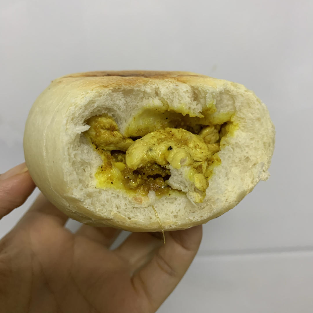 香炸天的咖喱鸡肉包