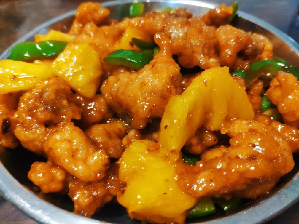 菠萝咕噜肉