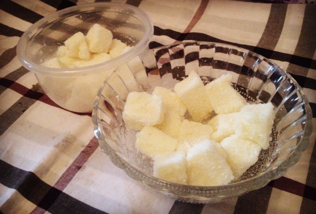 椰子奶糕（附上脆炸鲜奶做法）