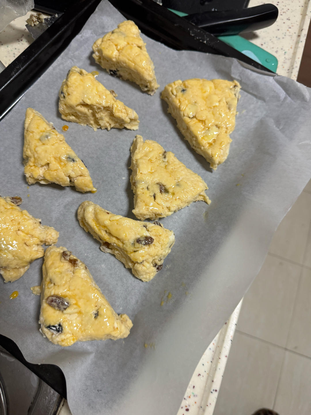 超级松软完美裂纹的司康-English scones