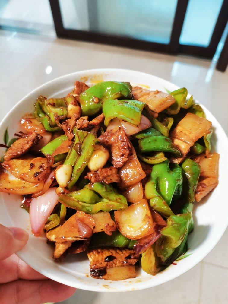 尖椒回锅肉